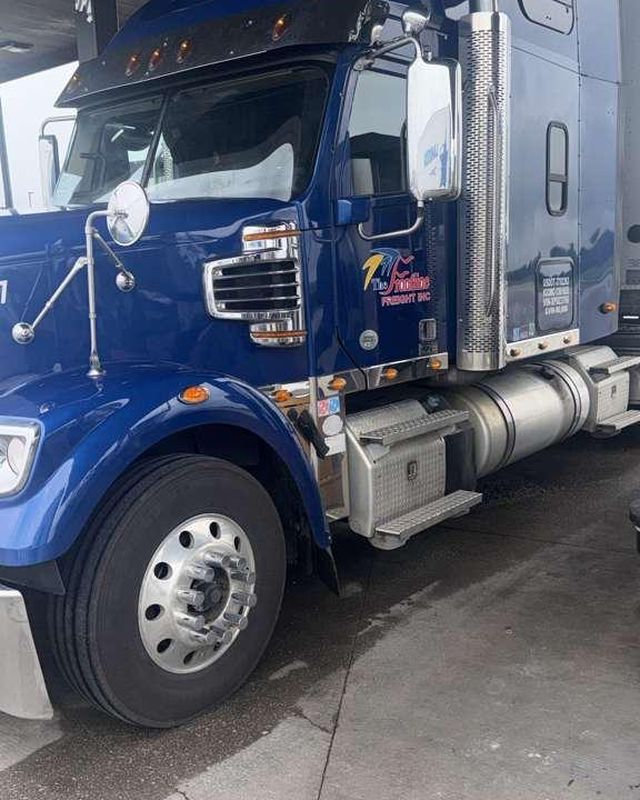 Frontline Freight Kenworth tractor